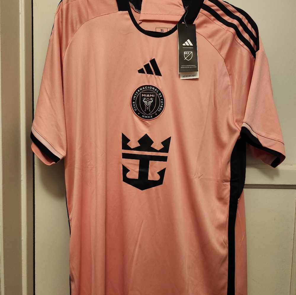 Men's jersey #10, Lionel Messi, professional footballer.